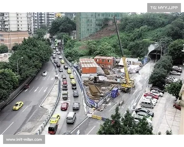 环澳塔南达赛段顺向调整爬坡，Seppeltsfield大道枣椰树成文化符号